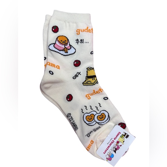 NWT 3pk mid-length socks from Korea (one size) - Picture 2 of 4